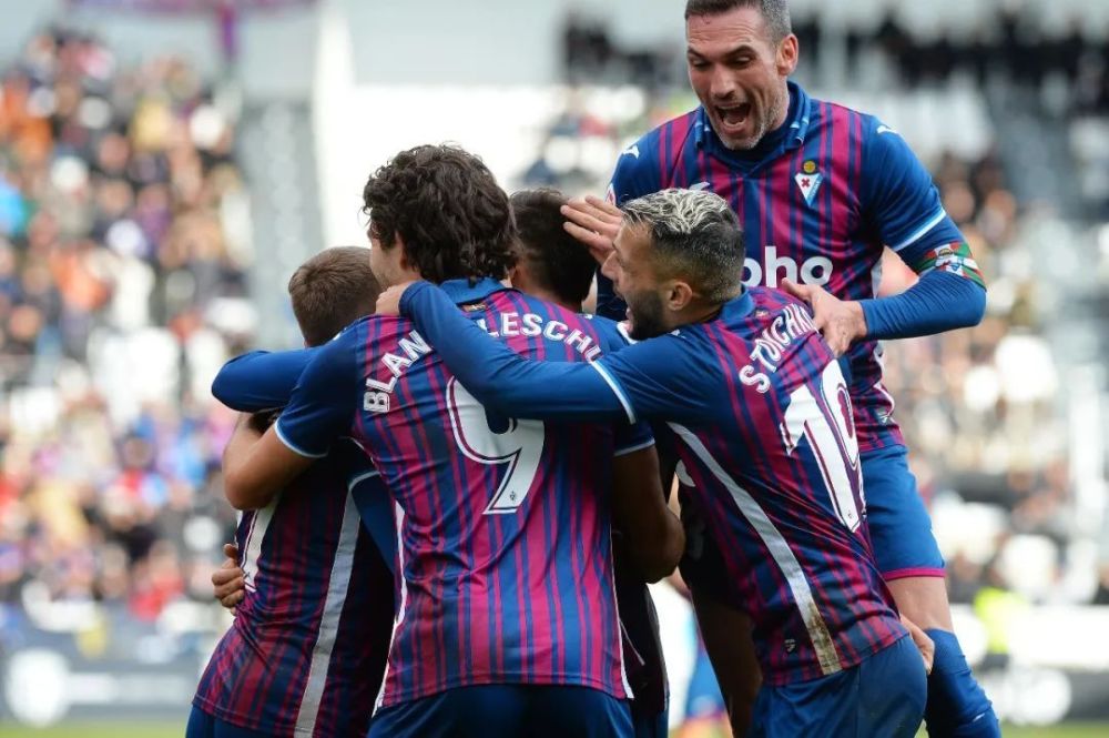 向鹏在比分 向鹏在比分