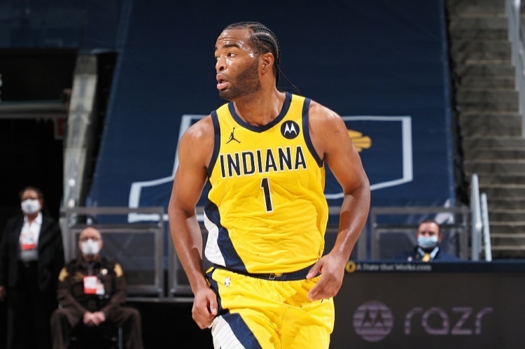 席上的穿插 席上的穿插