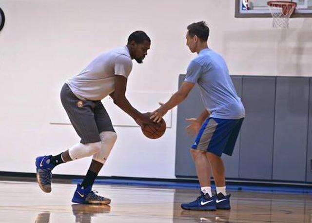 东西部球队 东西部球队